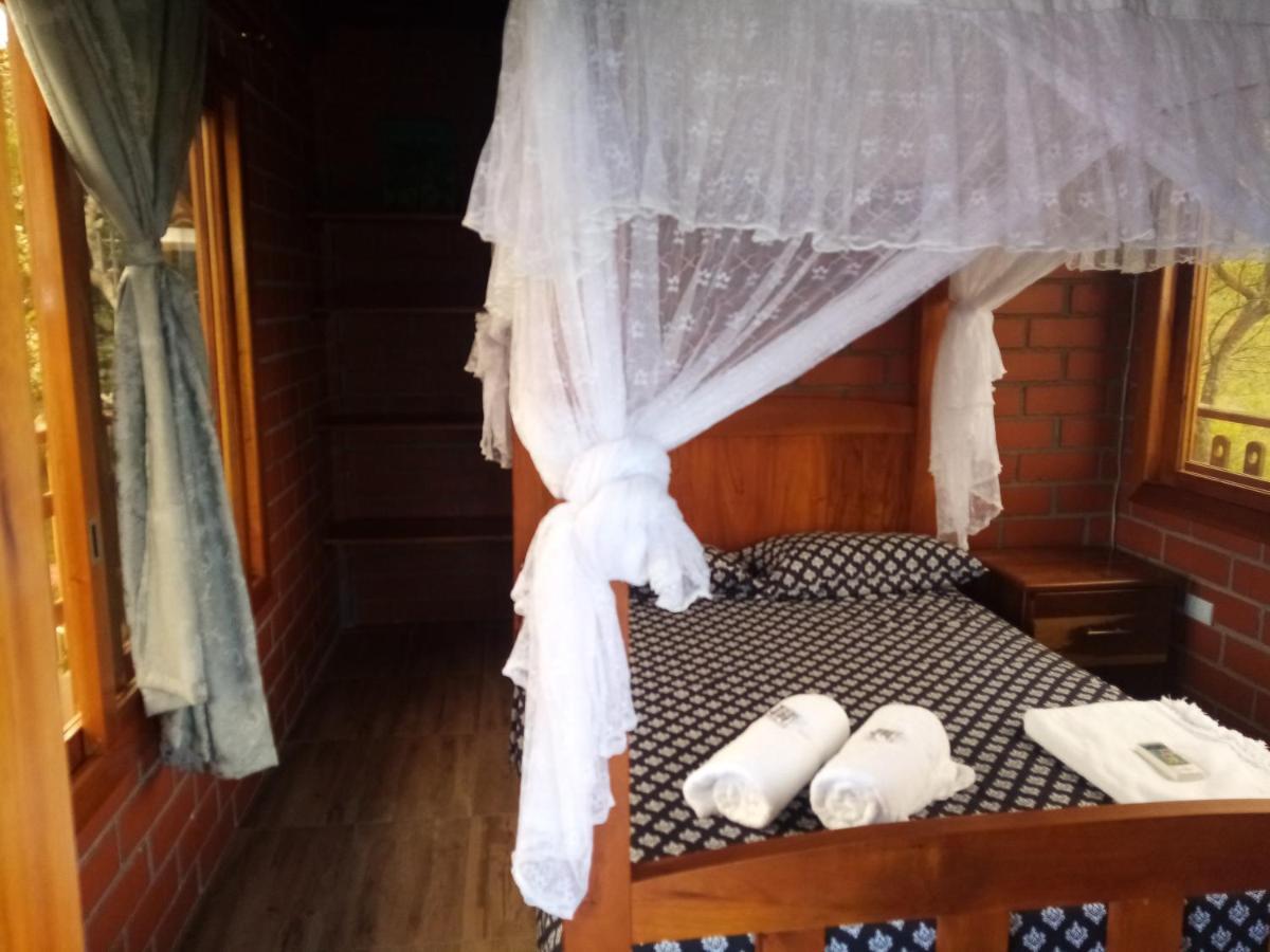 Marybutch Hotel Manglaralto Luaran gambar