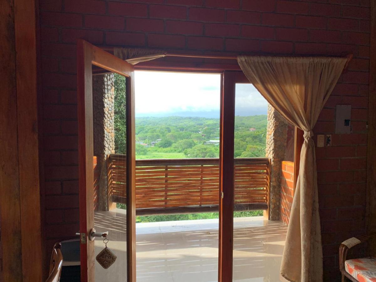 Marybutch Hotel Manglaralto Luaran gambar